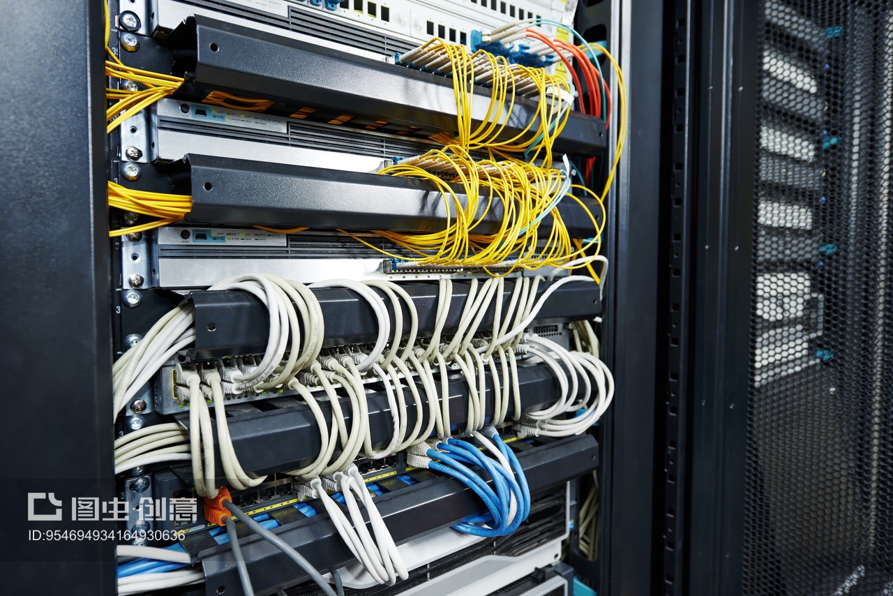 數(shù)據(jù)中心與機(jī)房 現(xiàn)代數(shù)據(jù)處理與存儲(chǔ)支持服務(wù)基石